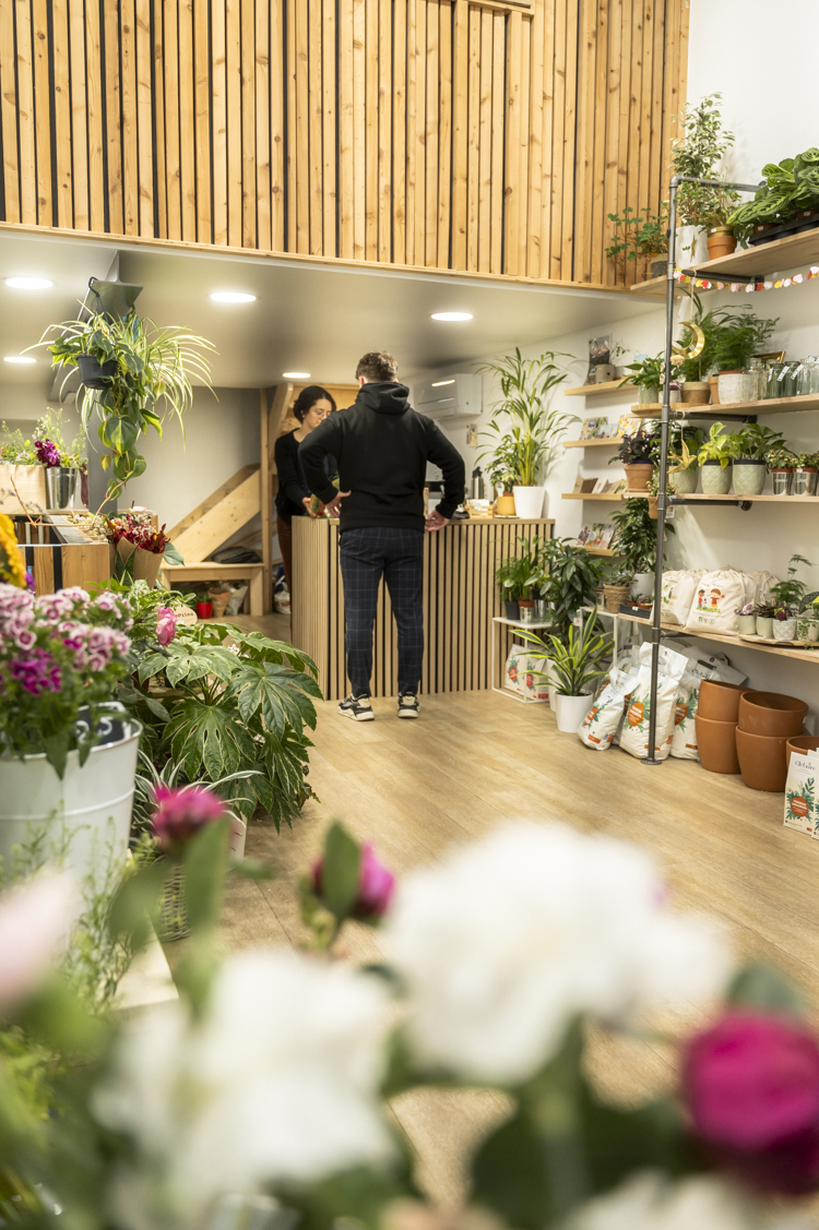 Acheter des fleurs françaises et de saison chez Néroline pour la Fête des Mères