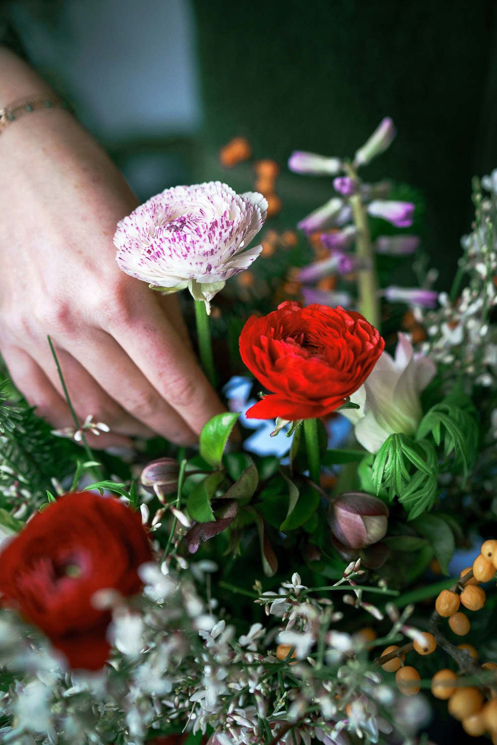 Léna fleuriste place championnet patronne de Maison L fait bouquet d'hiver