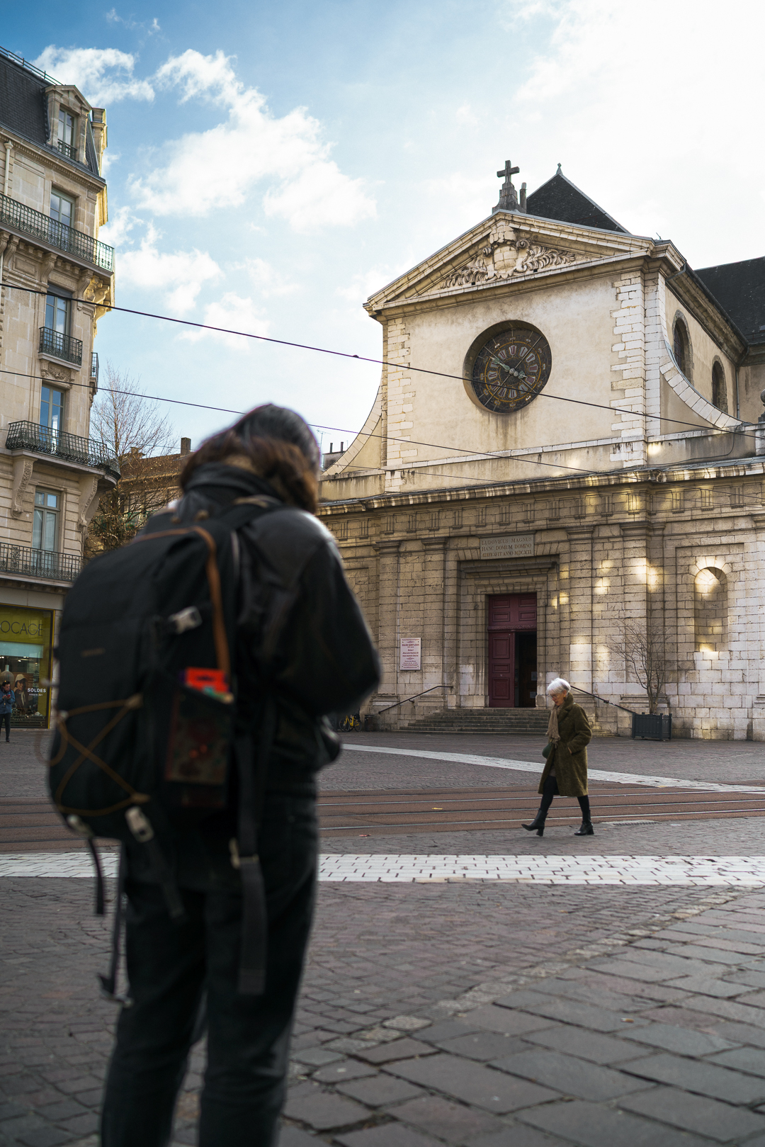 horloge vitrail de l'église Saint Louis à Grenoble