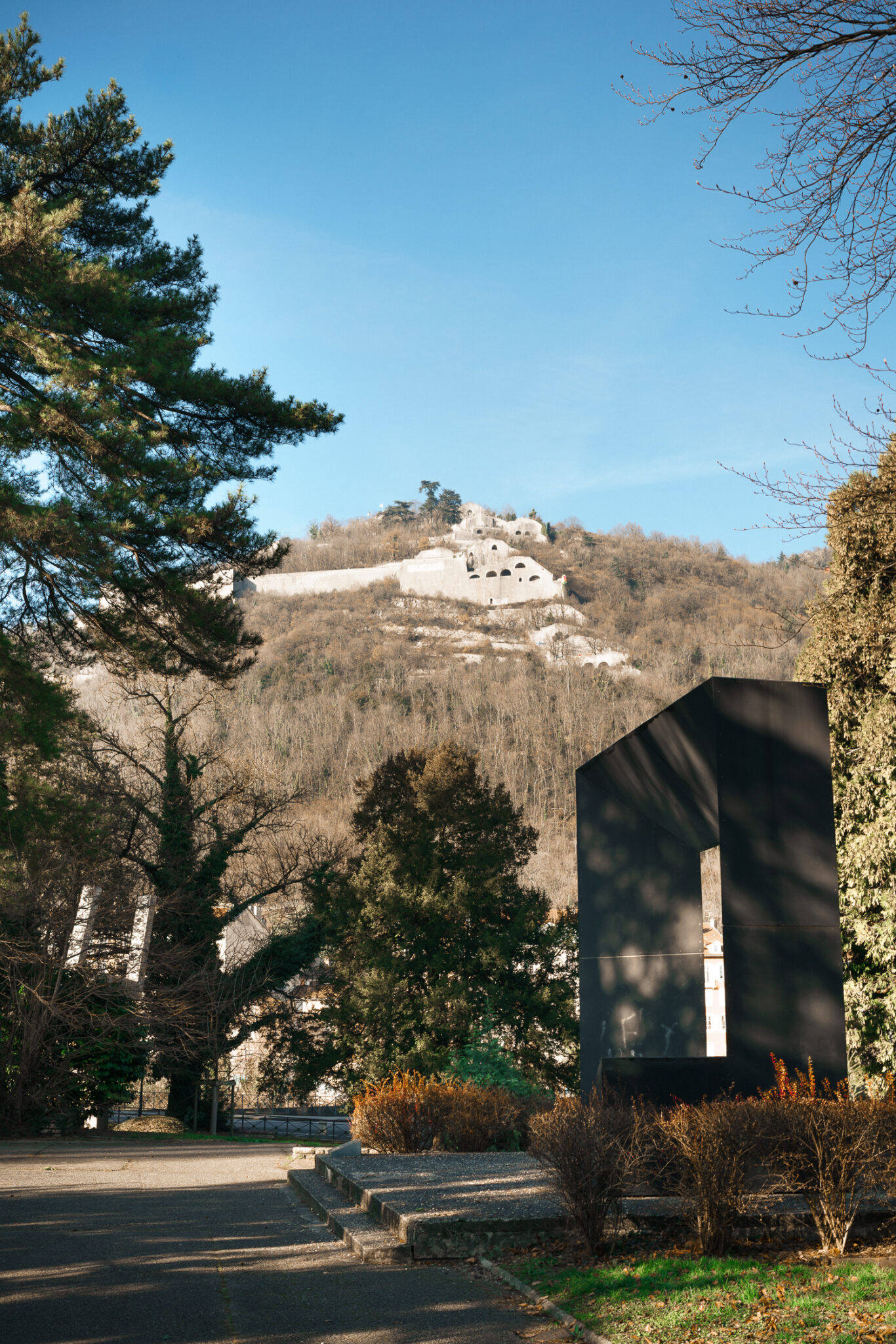 fort de la bastille à Grenoble, vue depuis le jardin du Musée de Grenoble