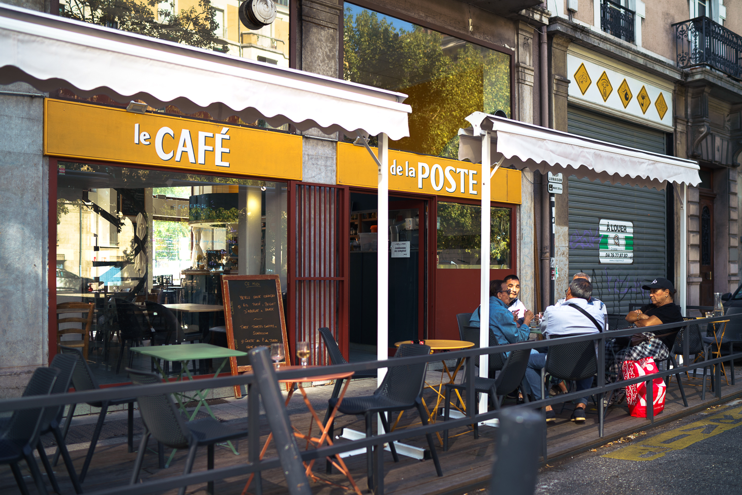 café de la poste grenoble centre ville café de quartier