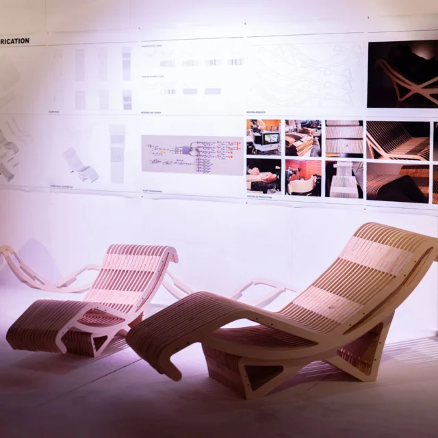On vous parlait déjà, il y a quelques semaines, de l’exposition photographique dédiée aux travaux méconnus de la designeuse et architecte Charlotte Perriand visible au @museedegrenoble . 
Si vous l'avez autant adorée que nous, vous serez ravis de savoir... que l'expérience a été prolongée hors les murs ! 🥰 

Aussi peut-on observer à la Plateforme, dans l’Ancien musée de Peinture, les différents travaux produits par les étudiants de l’ @ensag_uga , qui suivent le fil libre et visionnaire de la pensée de l’architecte et designeuse du XXe siècle. Leurs maquettes et autres installations invitent à repenser le rapport habitation, matériaux et paysage. 

Une plongée contemporaine et engagée dans un héritage très vivant... D’autant plus évident si l’on opte pour la visite guidée conduite par les étudiant·e·s (un samedi sur deux à 14h30, jusqu’au 18 juillet).

On vous en dit un peu plus sur cette expo collaborative et transversale merveilleusement bien mise en scène, sur notre site (lien en bio). 

✍️ @adele.biographe 
📸 @valentin.joyaud 
.
.
.
#expogrenoble #grenoblecityguide #grenoblelovers #Grenoble 
Article partenaire ✨️