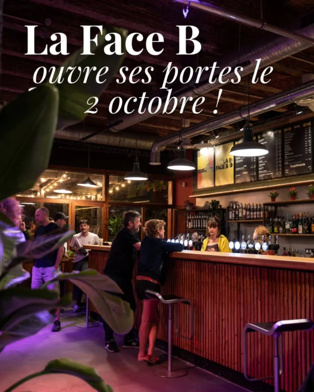 Une terrasse en bois conviviale, un dancefloor enflammé et une salle de concert intimiste, le tout au centre du parc Paul Mistral... La Bobine vous a manqué ?

👉 Bonne nouvelle ! @la.face_b , portée par la @labelleelectrique prend la relève à partir du 2 octobre ! 

Déjeuners au soleil, goûter en famille au Pavillion de la Tour Perret – le kiosque attenant –, apéros en musique et concerts de musique locale... Amateur•ices de musique ou hédonistes en herbe : votre nouveau QG vient de (re)naître ! 

Du 2 au 4 octobre, le lieu vous accueille pour une inauguration grandiose. On vous dit tout sur lesmondaines.com. 

📸 @em_et_vie_photographie
.
.
.
#grenoblelovers #grenoblecityguide #lesmondaines